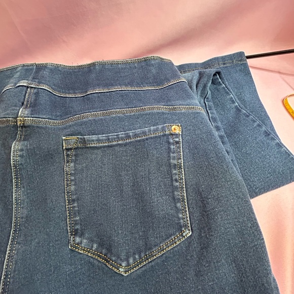 Investments Medium Blue Denim Slim Factor Leggings Size Large - Picture 8 of 12